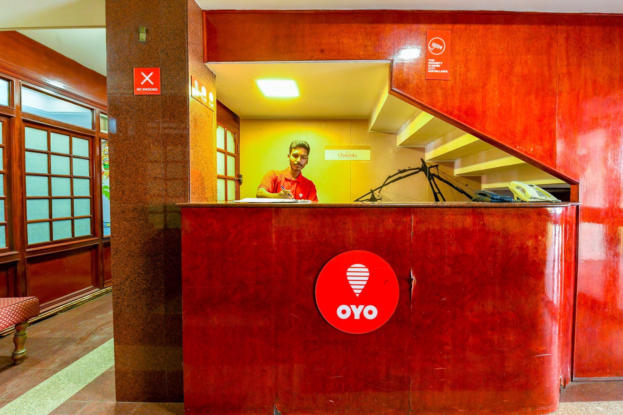 Oyo 11328 Hotel Chandrika Residency Коччи Экстерьер фото